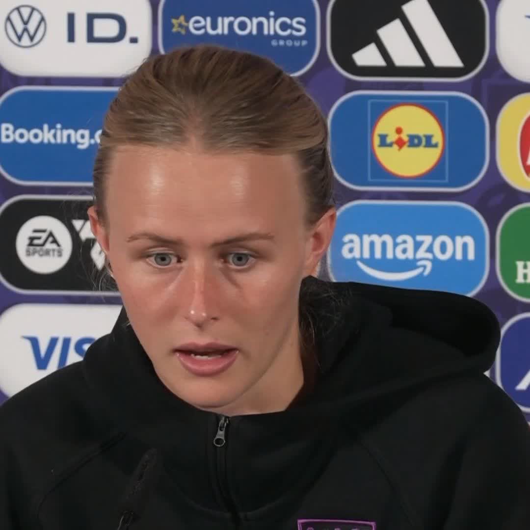 "We said at half time, 'We don't want to go home!'" 💬 England goalkeeper Hannah Hampton on what brought the Lionesses together to clinch a semi-final spot 💭