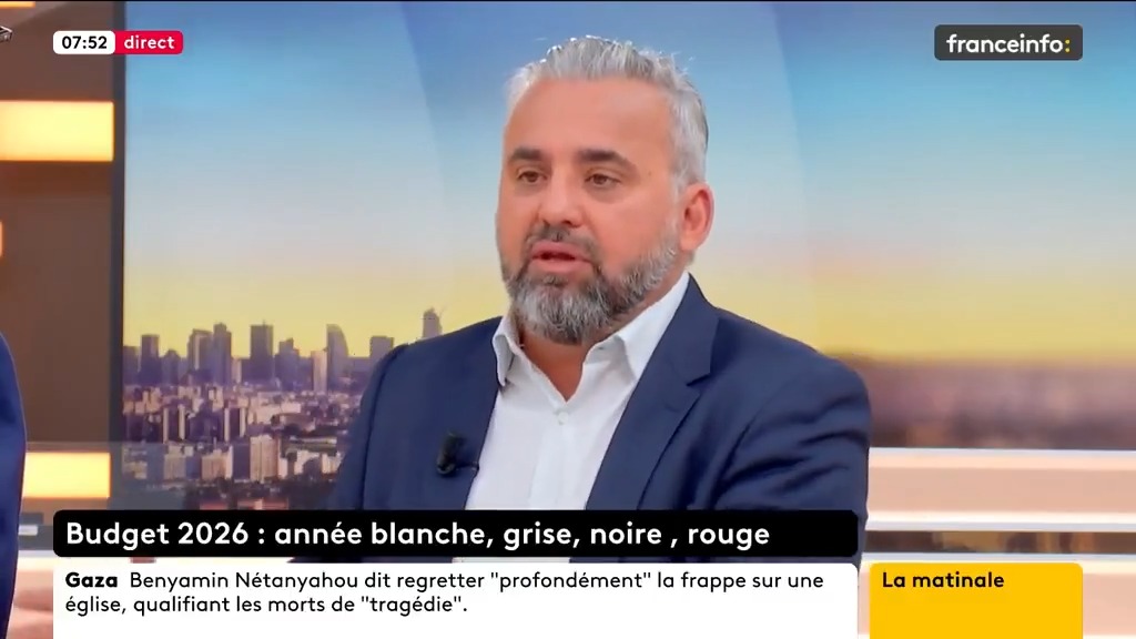 La taxe Zuckman ne toucherait que les 1800 personnes les plus riches de #France et rapporterait 20 milliards d'euros/an ! Pourtant, #Bayrou ne veut pas cette mesure. Il est lâche en refusant de faire payer les ultra riches pour s'attaquer aux plus modestes ! #franceinfo