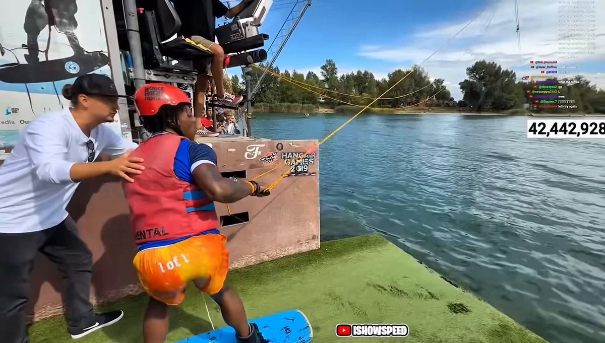 IShowSpeed tries wakeboarding in Slovakia… and fails every single time 😭🇸🇰