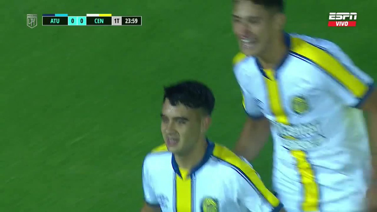 Alguien recuerda un gol de Central pateando de afuera del área? Yo él último que me acuerdo es este. Realmente increíble, no hacemos un gol así hace muchísimo.