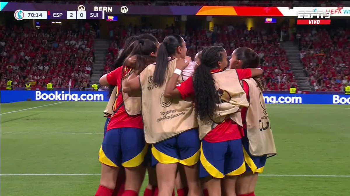 ¡¡HAY QUE CERRAR TODO, GOLAZO!! Claudia Pina y una definición TOP para el 2-0 de España vs. Suiza en la Euro Femenina. 📺 Mirá la #WEURO2025 por #DisneyPlus Premium