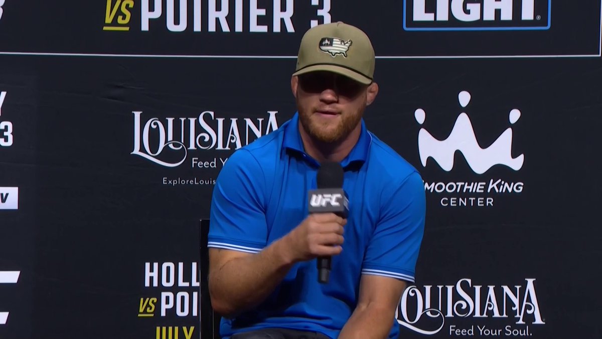 Justin Gaethje says it's either him or Arman Tsarukyan fighting Ilia Topuria for the lightweight title next "It's me or Arman. Somebody has to fight [Ilia] this year, and I think I'm in a better spot than Arman." 🎥 UFC on TNT Sports #UFC #MMA