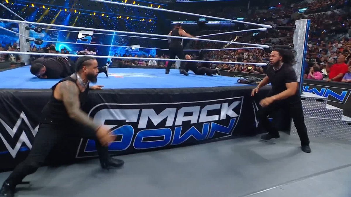 THIS IS CHAOS! 😱 Jacob Fatu wasn't letting Solo Sikoa get away with this..