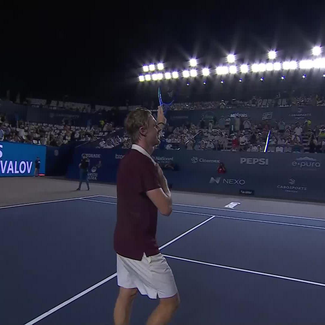 12 games dropped in three matches 😱 @Denis_Shapo defeats Walton 6-2 6-2 at #LosCabosTennisOpen to reach his ninth career final!