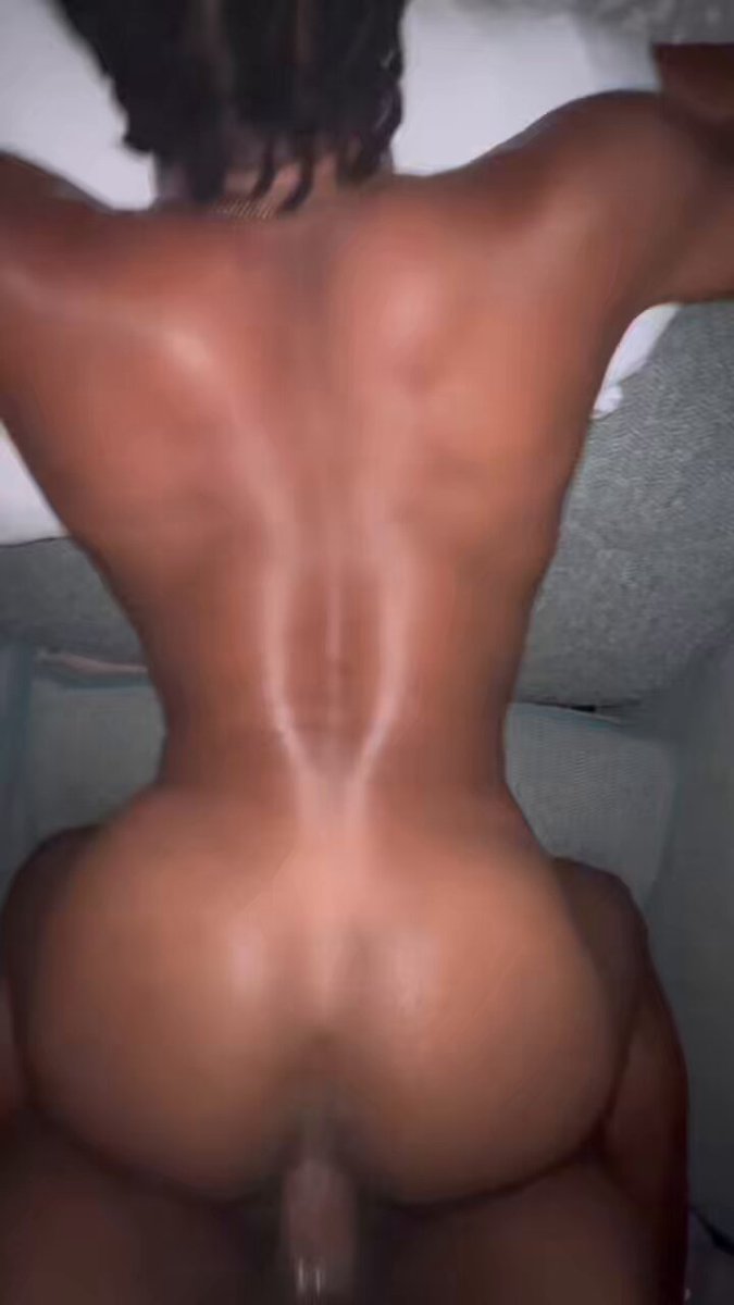 🗣️🗣️🗣️🗣️🗣️🗣️🗣️🗣️🗣️🗣️🗣️🗣️ “IF I GET ON IT. I OWN IT AND TAKE IT” This video perfect for the new guest of the Rosebud Hotel. #slut #spankme #clapback #bounceback #nyc #BLACKPINK