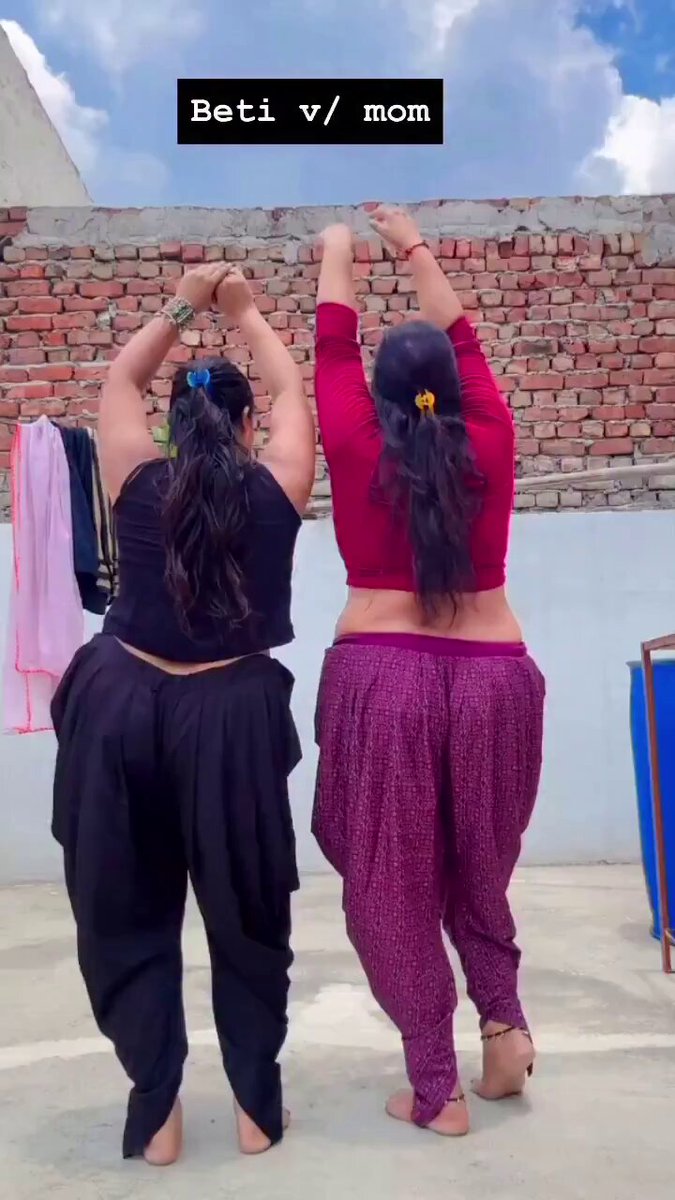 ये नारी सशक्तिकरण है या नारी का पतनकरण ? जिस मां को अपनी बेटी को अच्छे संस्कार देने चाहिए, वो मां अपनी बेटी से भी ज़्यादा बदन दिखाकर भोंडा डांस कर रही है और अपनी बेटी से भी करा रही है जिस भारत में नारी को देवी माना जाता है, आज वहां वही नारियां खुली अश्लीलता पर उतर आई हैं