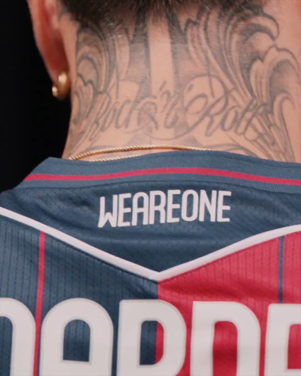 Sì, 𝙁𝙀𝘿𝙀𝙍𝙄𝘾𝙊 𝘽𝙀𝙍𝙉𝘼𝙍𝘿𝙀𝙎𝘾𝙃𝙄 è rossoblù ❤️💙 #WeAreOne