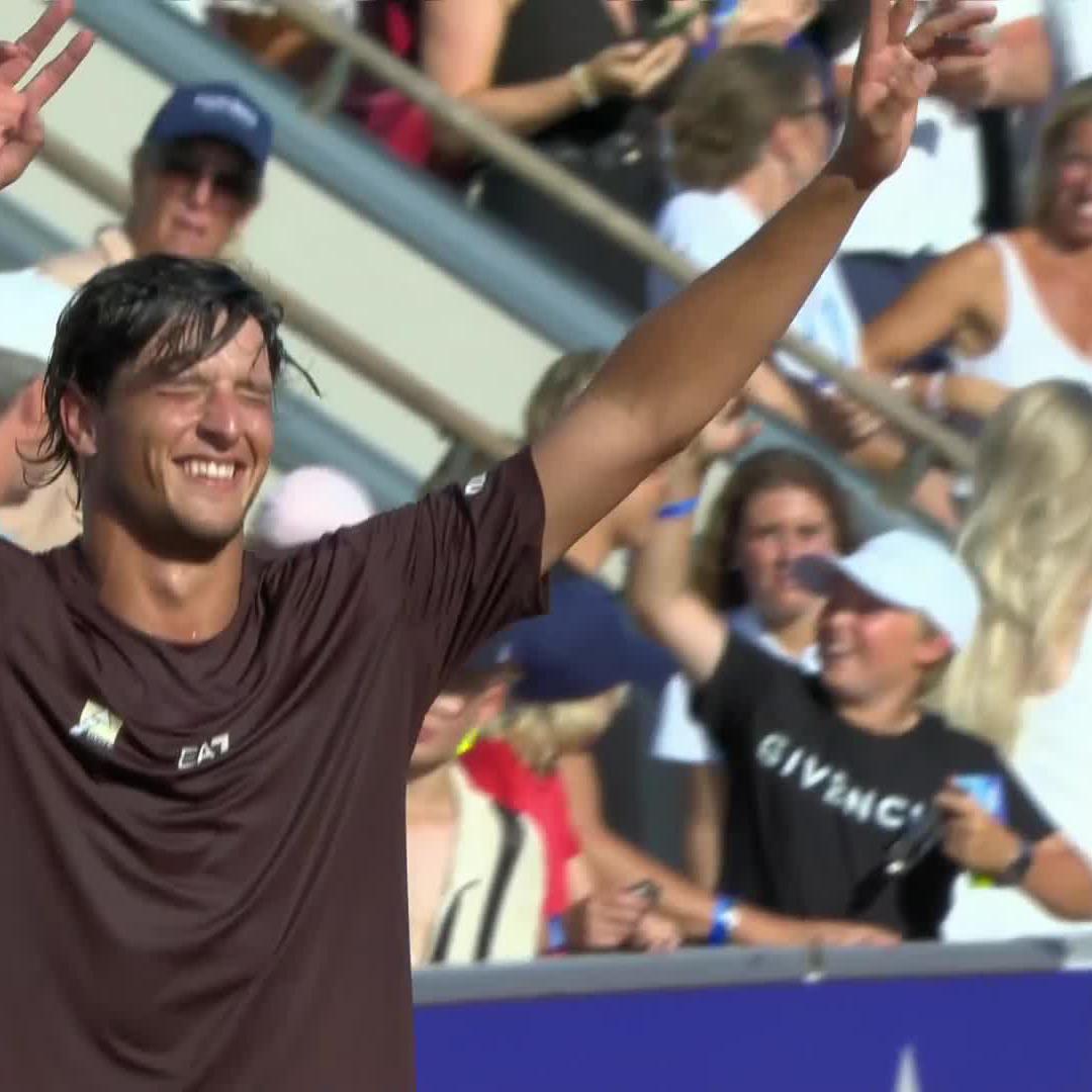 FIRST TOP 20 WIN! 👏 Luciano Darderi defeats top seed Cerundolo 6-2 3-6 7-6 to advance into the #NordeaOpen final