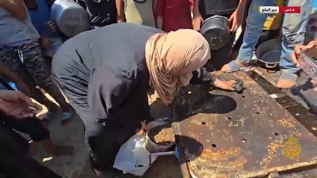 مع استمرار الحصار الإسرائيلي وإغلاق المعابر.. شبح المجاعة يتفشى بشكل غير مسبوق في قطاع #غزة | تقرير: أشرف أبو عمرة #حرب_غزة #الأخبار