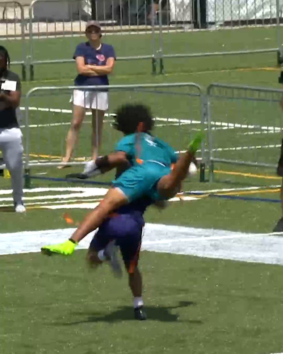 BRYSEN WRIGHT WITH ONE OF THE MOST INCREDIBLE CATCHES YOU'LL EVER SEE 😱 SportsCenter NEXT
