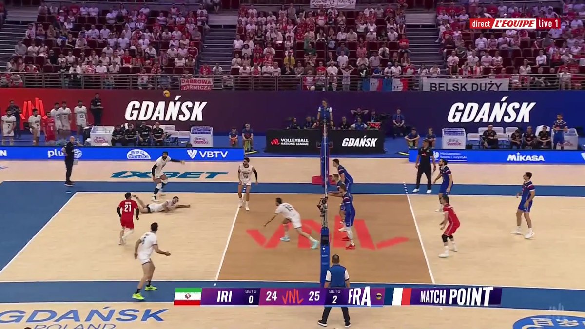 ✅ Victoire nette des Bleus face à l’Iran ! Direction le Final 8 de la Ligue des Nations pour l’équipe de France, solide et impériale #lequipeVOLLEY