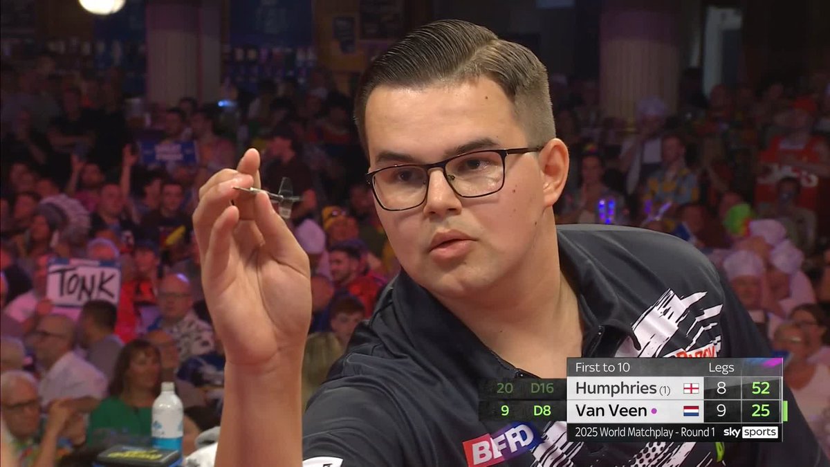 LUKE HUMPHRIES IS OUT OF THE WORLD MATCHPLAY 🤯