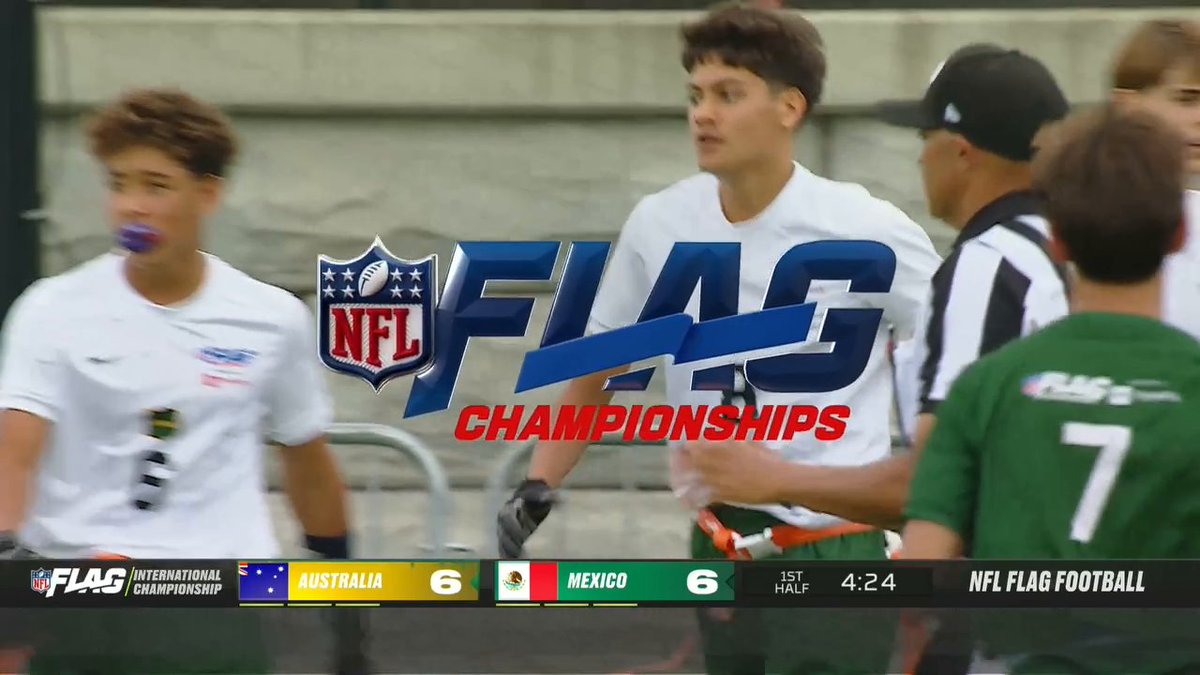 Australia with the dart to tie it up with Mexico in the NFL FLAG International Championship 🎯