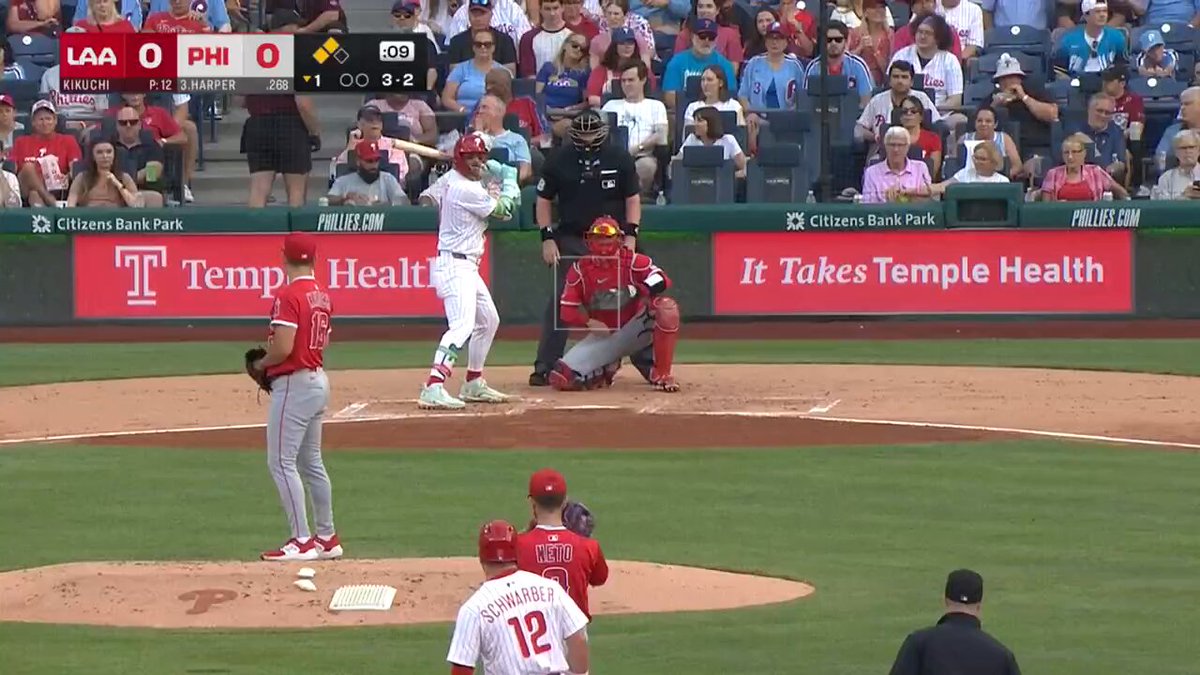 Trea Turner and Kyle Schwarber could have gone about this differently