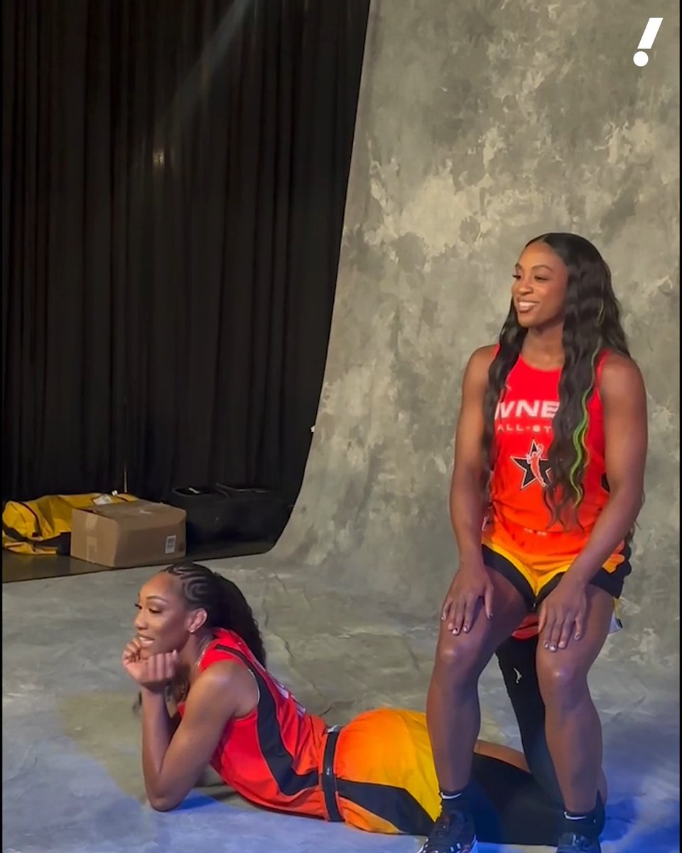 A’ja and Jackie Young doing the very most 😂