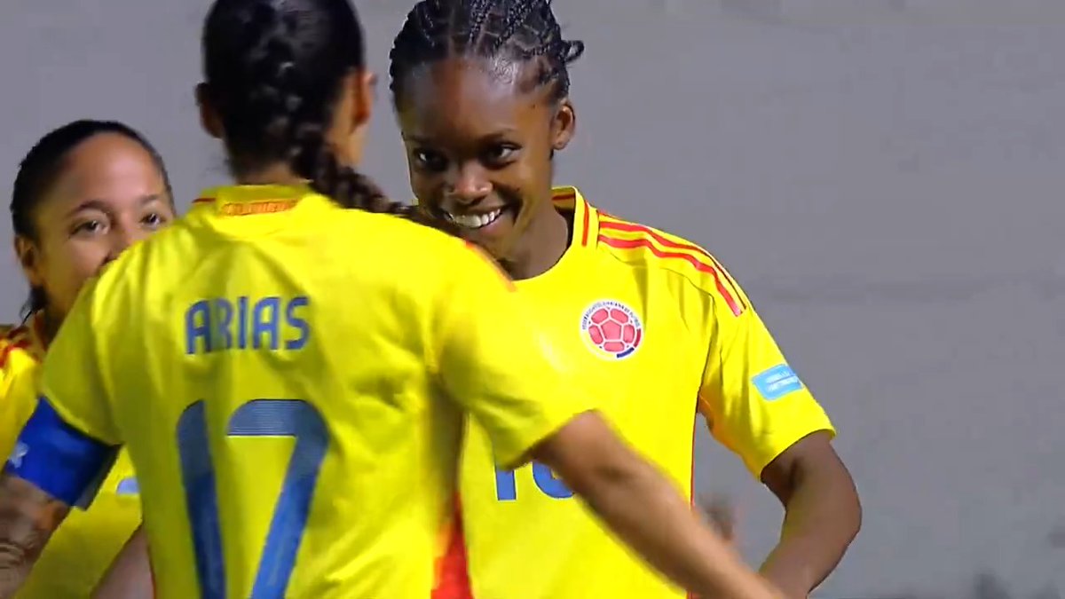 What a strike from Linda Caicedo 🔥🇨🇴