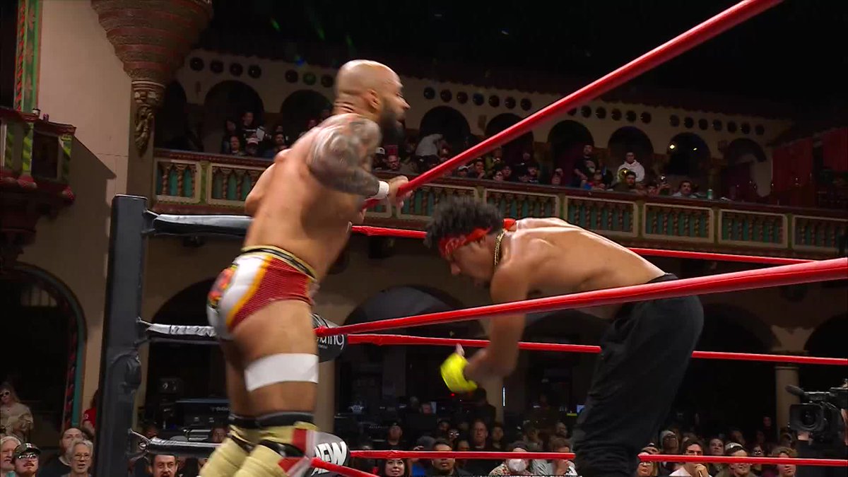 Incredible timing on that reversal from AR FOX! Watch #AEWCollision on TNT & HBO Max