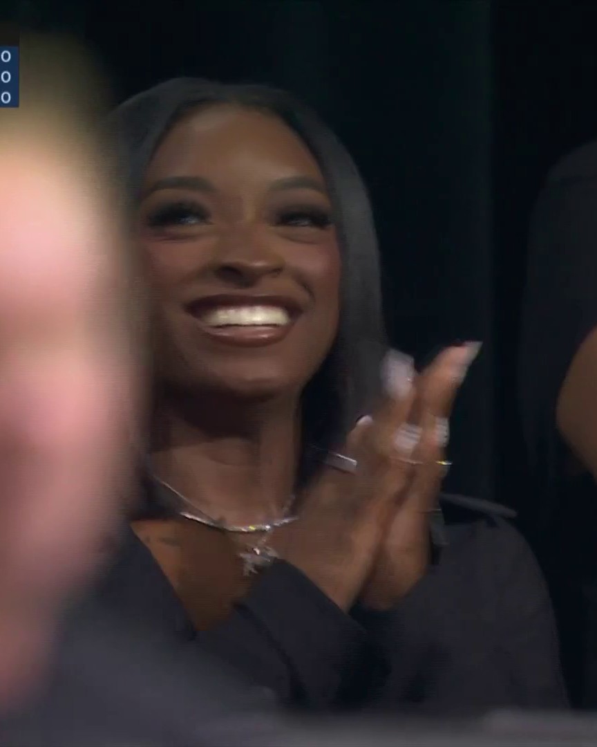 Simone Biles in the house cheering on Joscelyn Roberson! 🫶 #USClassic