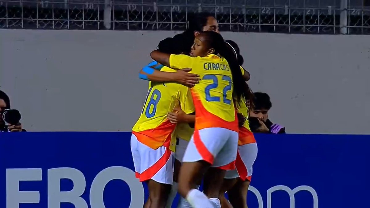 Linda Caicedo finds her second of the match to give Colombia a 3-1 lead! 🇨🇴