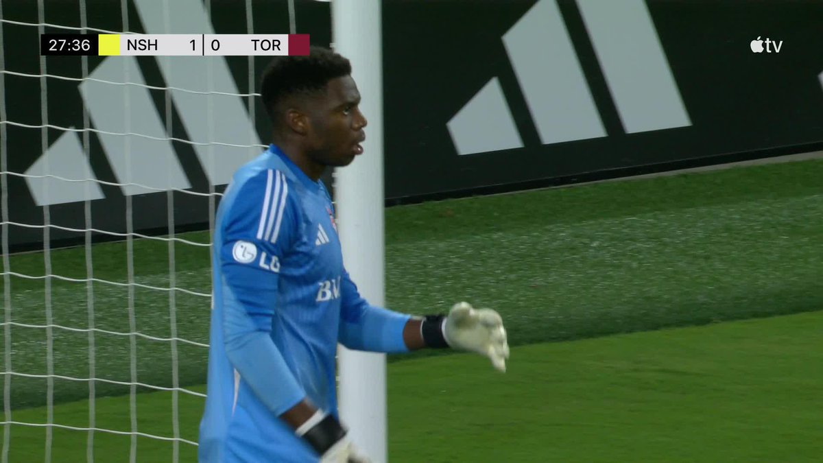 Sam Surridge with the perfect poacher's finish to give Nashville SC the lead on Toronto 😤 📺 #MLSSeasonPass or Apple TV+: