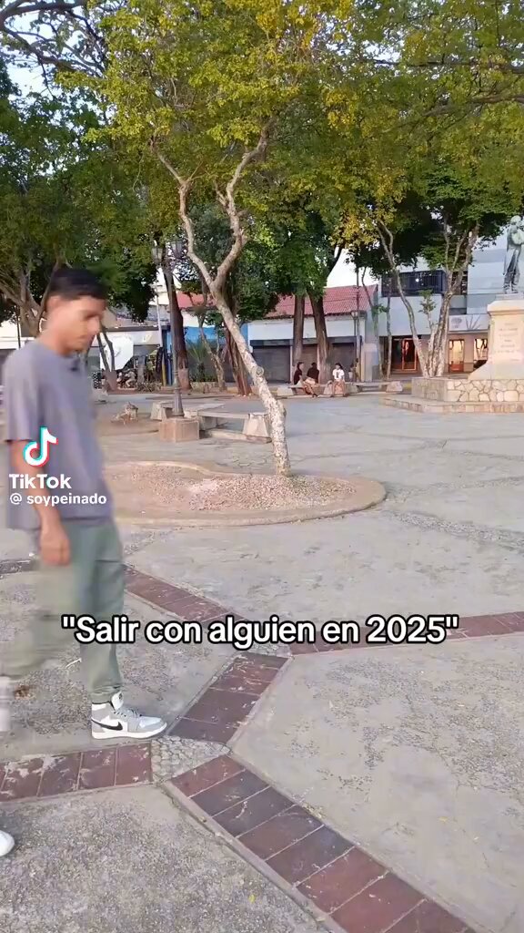 Así es salir con alguien en 2025