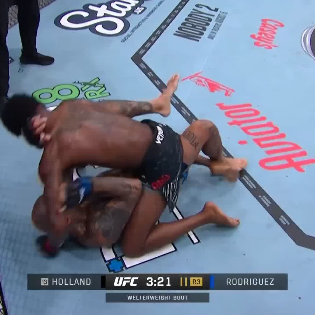 THE TIDE IS TURNING WITH THE KNOCKDOWN 🤯 [ #UFC318 | @TrailBlaze2Top ]