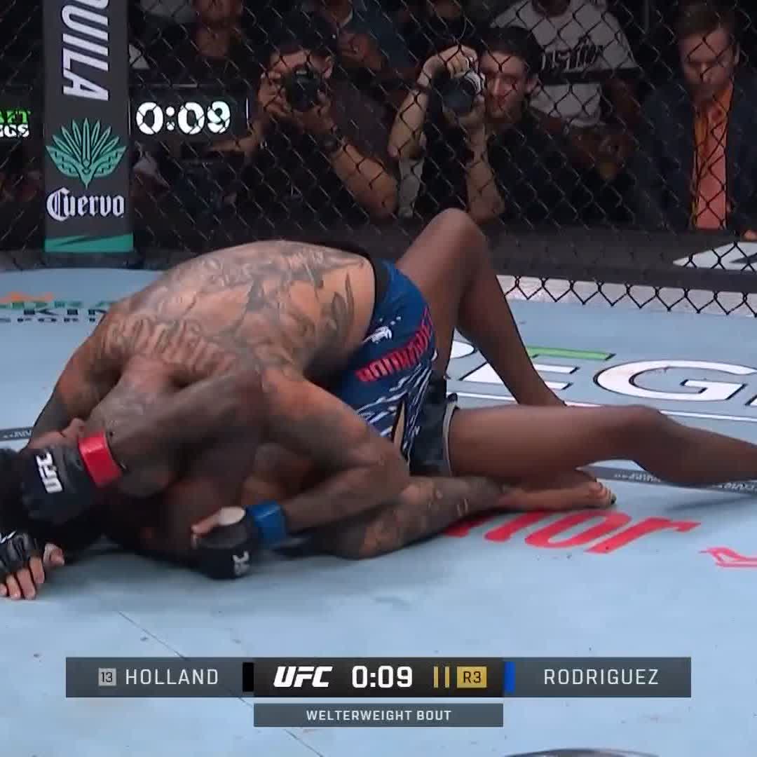 WHAT. A. FIGHT. 👏 [ #UFC318 | Daniel Rodriguez | @TrailBlaze2Top ]
