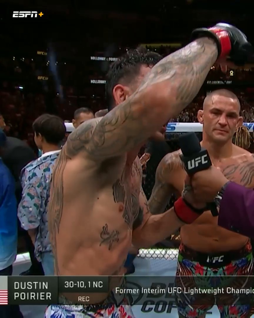 "THE BADDEST MAN ALIVE, BRO! GIVE IT UP FOR DUSTIN POIRIER!" 🔥 Max Holloway had to hype up Dustin Poirier one last time in the Octagon 😤 #UFC318