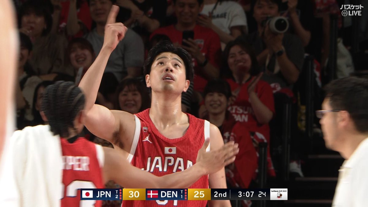持ち味の強靭なフィジカルで決めてしまう💥 #吉井裕鷹 の速攻💨 🏀#SoftBankカップ 2025(千葉大会)🏆 #バスケットボール #男子日本代表 🇯🇵#日本 vs #デンマーク🇩🇰 ▶️視聴はコチラ #バスケットLIVE ライブ/見逃し配信中📡 #AkatsukiJapan 日本バスケットボール協会(JBA) バスケットボール日本代表