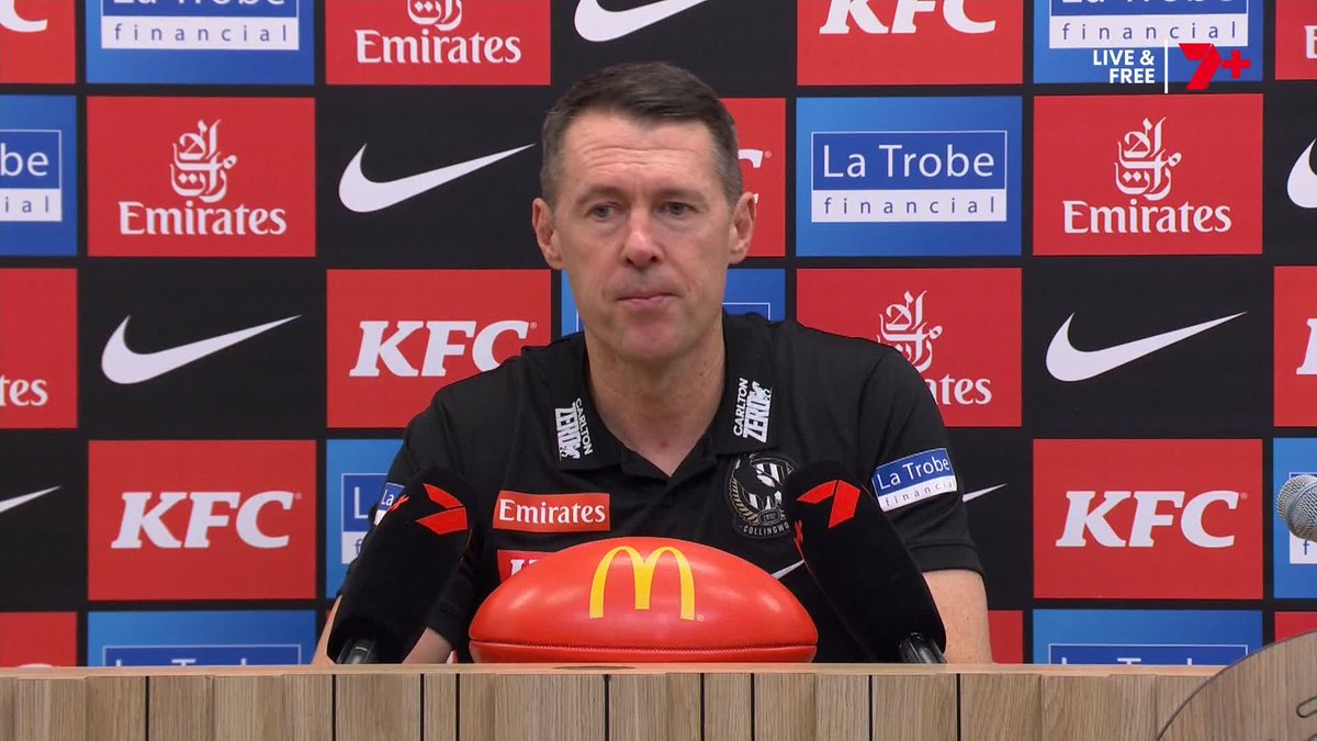 "You can have your hitouts to advantage, I'll take the marks thanks." 🗣️ Craig McRae on Darcy Cameron | #AFLPiesFreo
