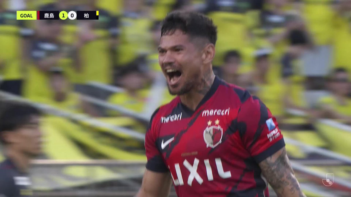 圧巻！ロングシュート⚽️ 🎦 ゴール動画 🏆 明治安田Ｊ１リーグ 第24節 🆚 鹿島vs柏 🔢 1-0 ⌚️ 5分 ⚽️ レオ セアラ（鹿島) #Ｊリーグ