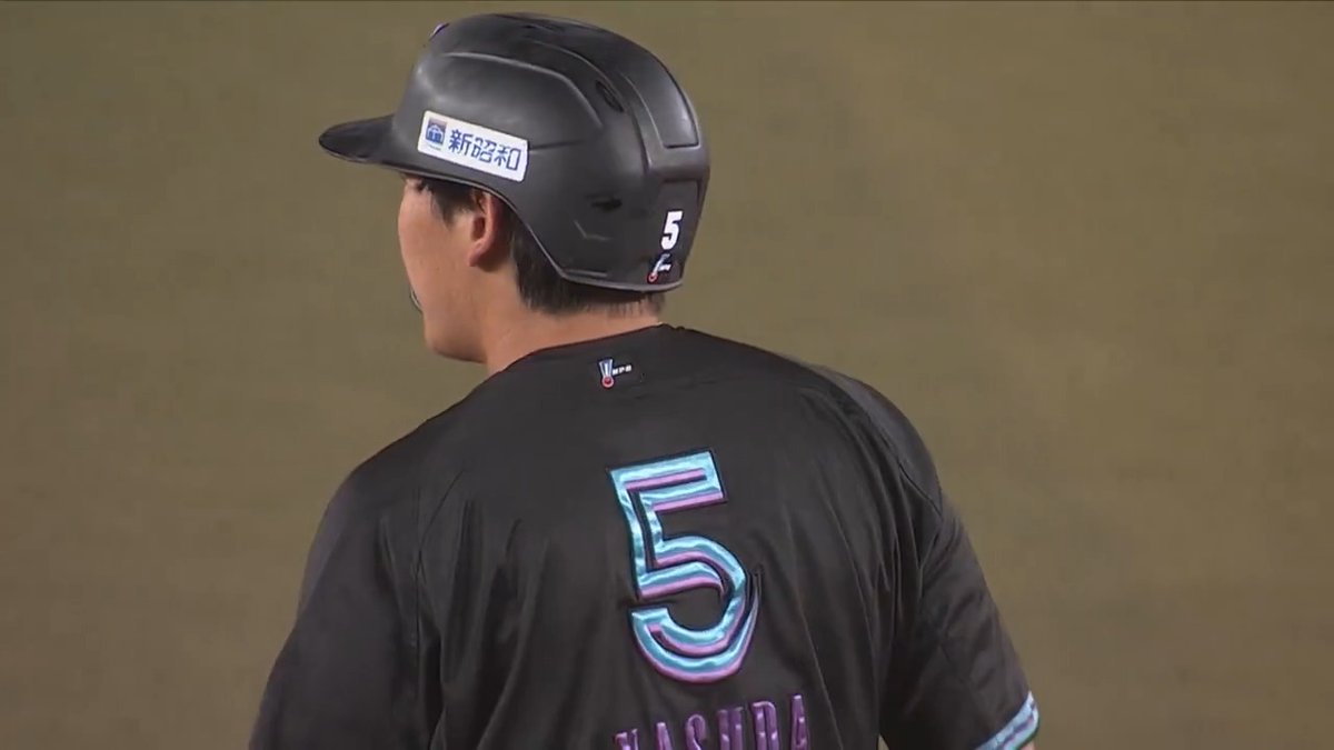 大きな大きな追加点‼️ 千葉ロッテ 安田尚憲 選手が満塁から走者一掃のタイムリー2ベースヒット👏 👇ライブ配信はこちら