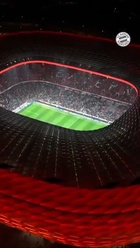 Bald wieder mit 𝐄𝐔𝐂𝐇 gemeinsam in der Arena! 😍⏳ #FCBayern #MiaSanMia