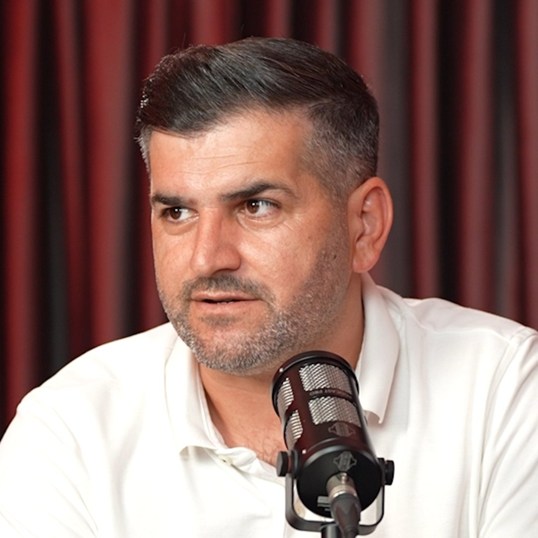 “Fenerbahçeliler, şu anda Galatasaray’ın muhasebeciliğine soyunmuş durumda.” — Yakup Çınar