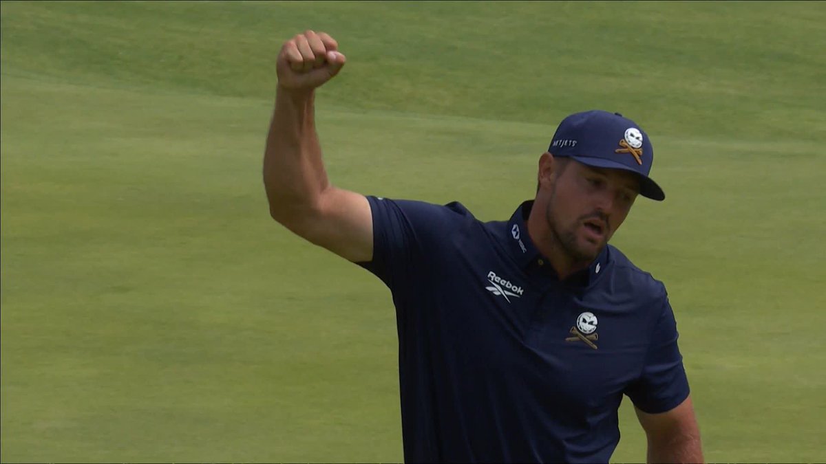 Bryson DeChambeau cards a seven-under 64 to finish on -9, after shooting a 78 seven-over on Thursday 😅