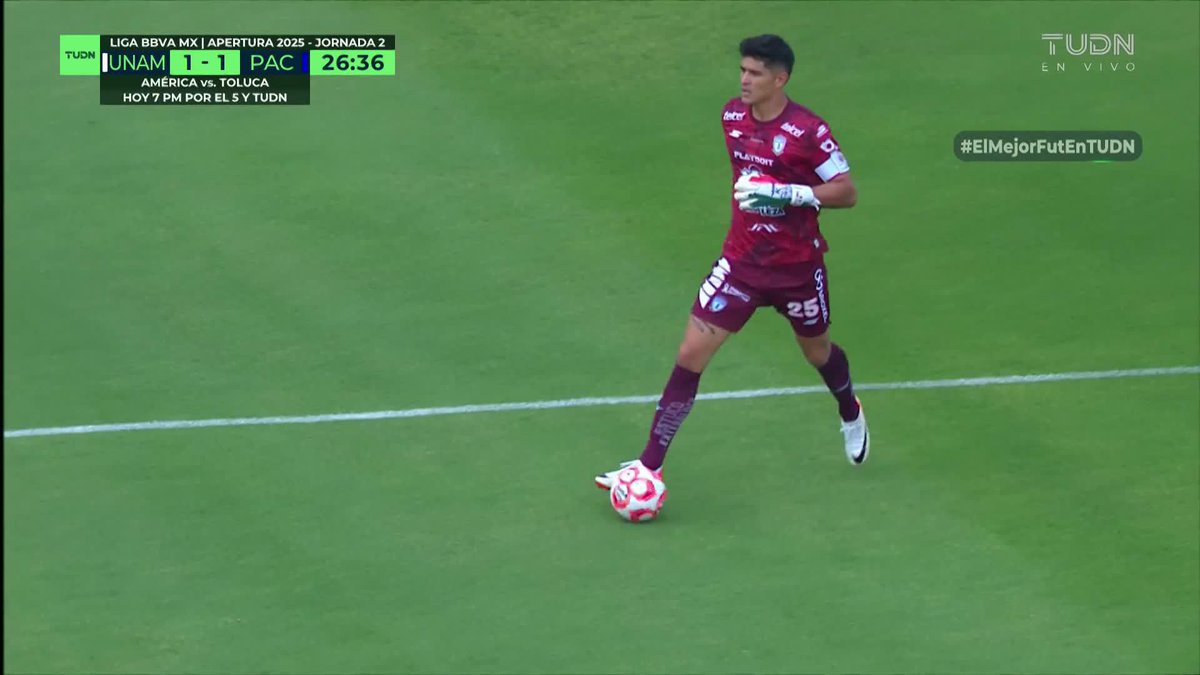 ¡Gol de Pachuca! Oso del arquero de 17 años de Pumas #ElMejorFutEnTUDN #LigaMX