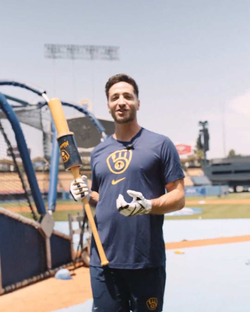 In case you're wondering, Brauny's still got it ‼️ See him compete against other Brewers legends in our Alumni HR Derby on 7/25 →