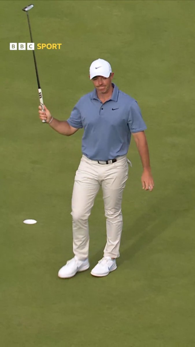 "The people's champion." 💚 Rory McIlroy received an incredible reception as he finished the 2025 Open in front of a home crowd at Portrush. #TheOpen