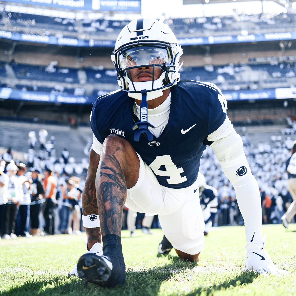 Locked Down. 🔐 (@AJ_Harris04) → Phenix City, AL → @CHSRedDevils → 6’1” / 191 lbs. #WeAre