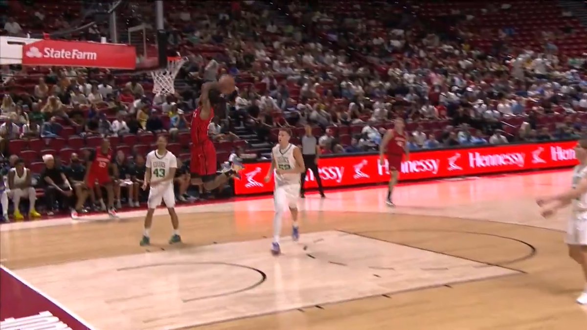 Two hands for Devion Smith this time 🛠️