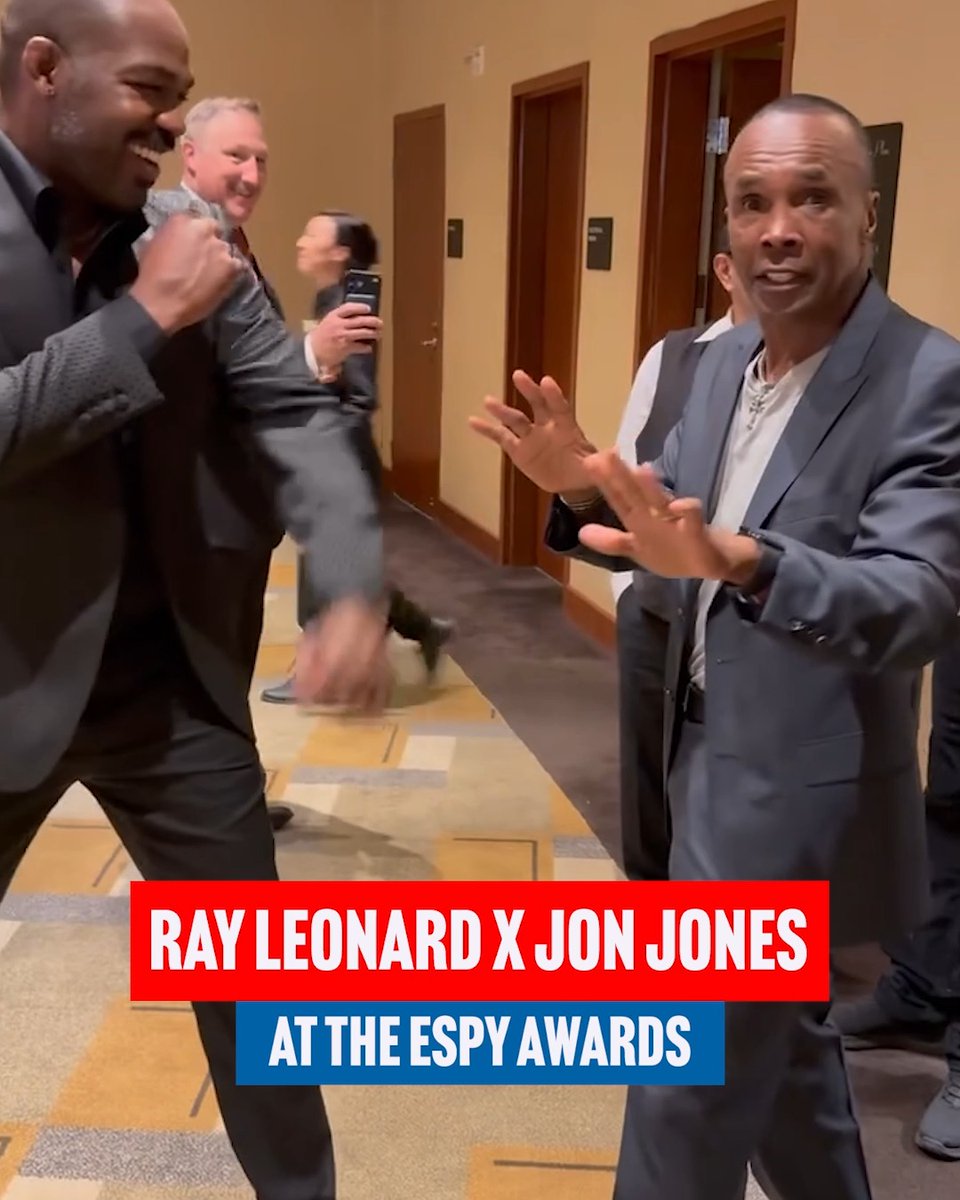 Sugar Ray Leonard and Jon Jones linked up at the 2025 ESPYS, and Leonard had to show he's still got it 💪🤣