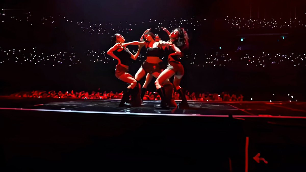 MOMO - MOVE IT LIKE THAT HD (ENHANCED) #MOMO #모모 #モモ