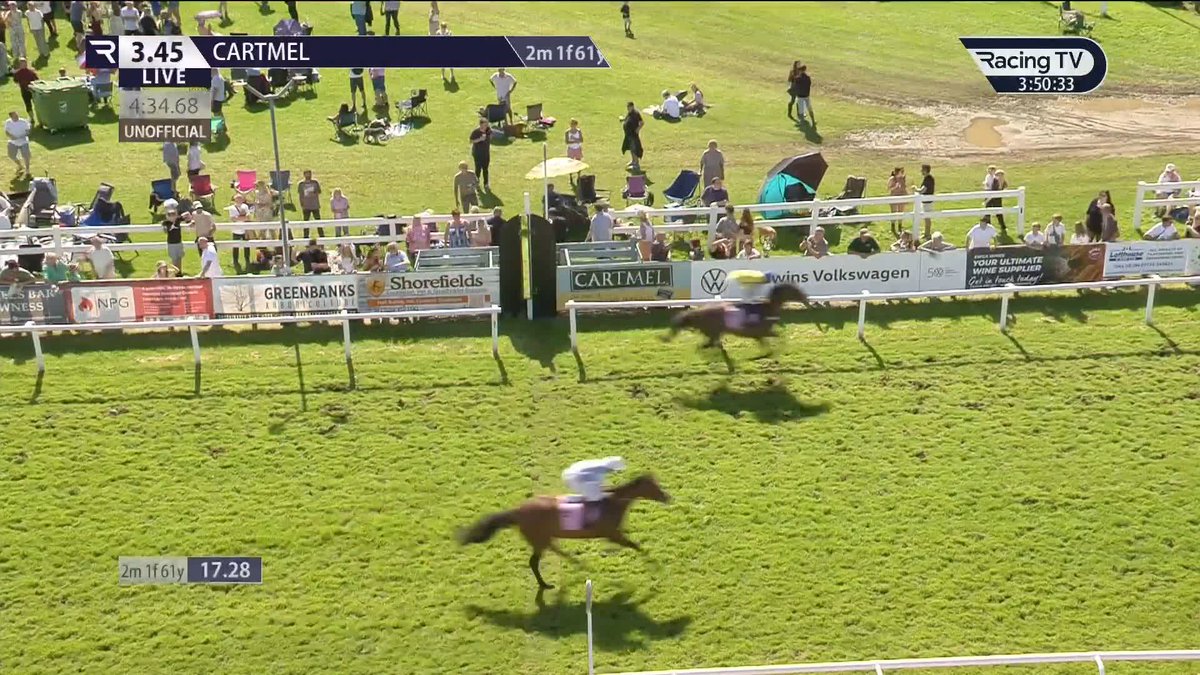 Sea The Clouds leads home a Jimmy Moffatt 1-2 in the Weatherbys Hamilton Novices' Limited Handicap Chase 🏆