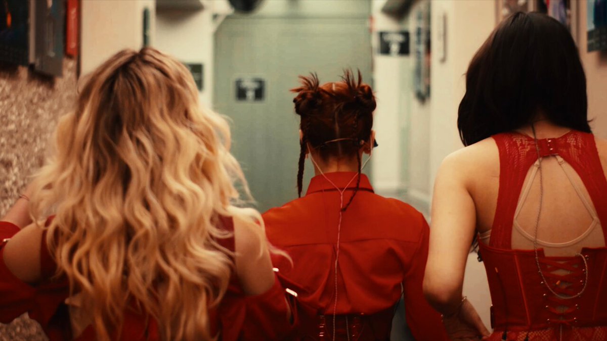 ¡Llegó el momento, fans de #TheWarning! 🤩✨ Para conseguir en preventa ¡tus boletos para su show! 🎶🎬 Cómpralos ya aquí 👉 Más Que Cine Latam