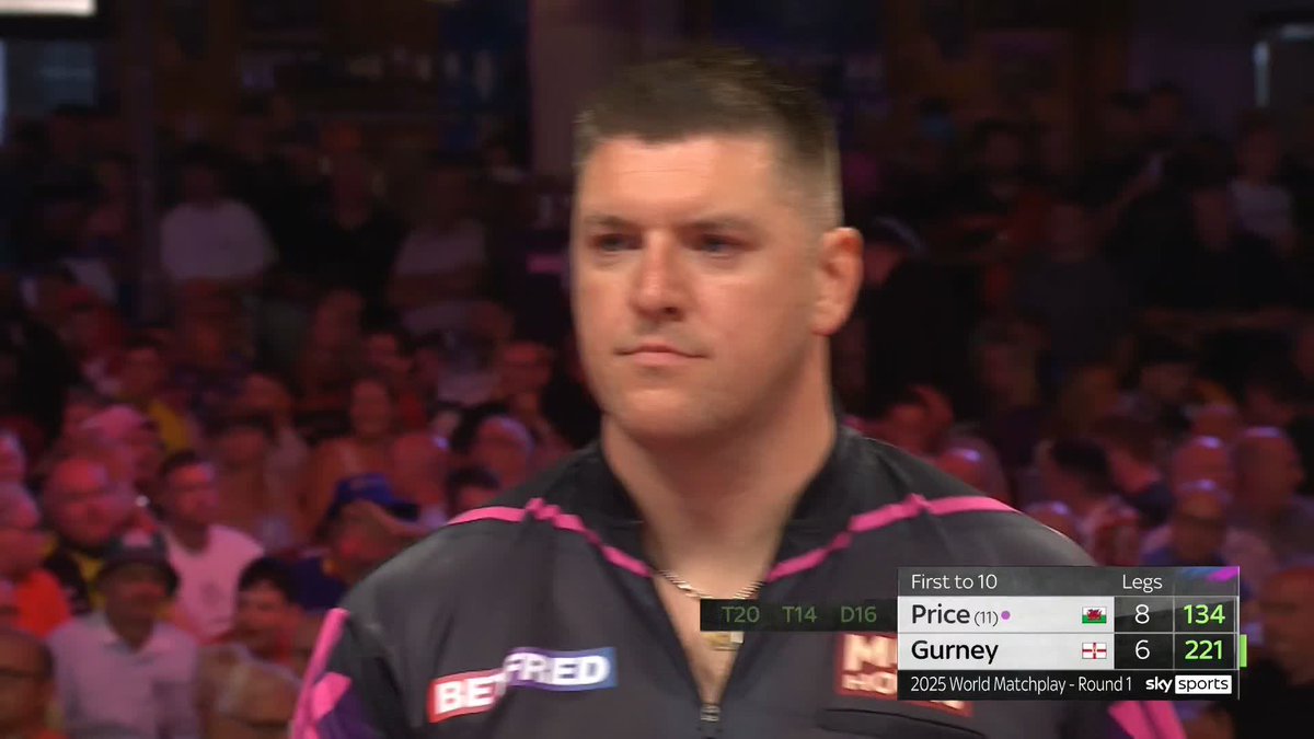 INCREDIBLE FROM GURNEY! Daryl Gurney pulls a 150 checkout out of nowhere to break throw, and put Gerwyn Price under huge pressure! 📺 #MatchplayDarts | R1