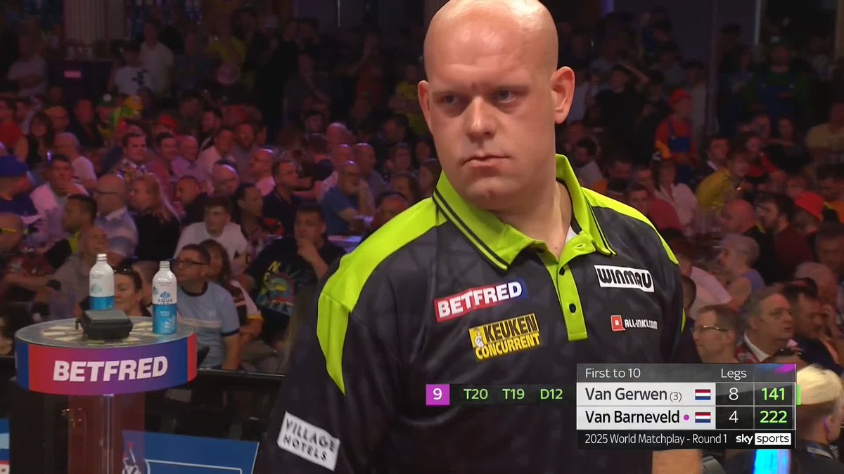 Prime MvG would not be losing legs like this after going 7 darts into a 9 and that just sums up his game right now