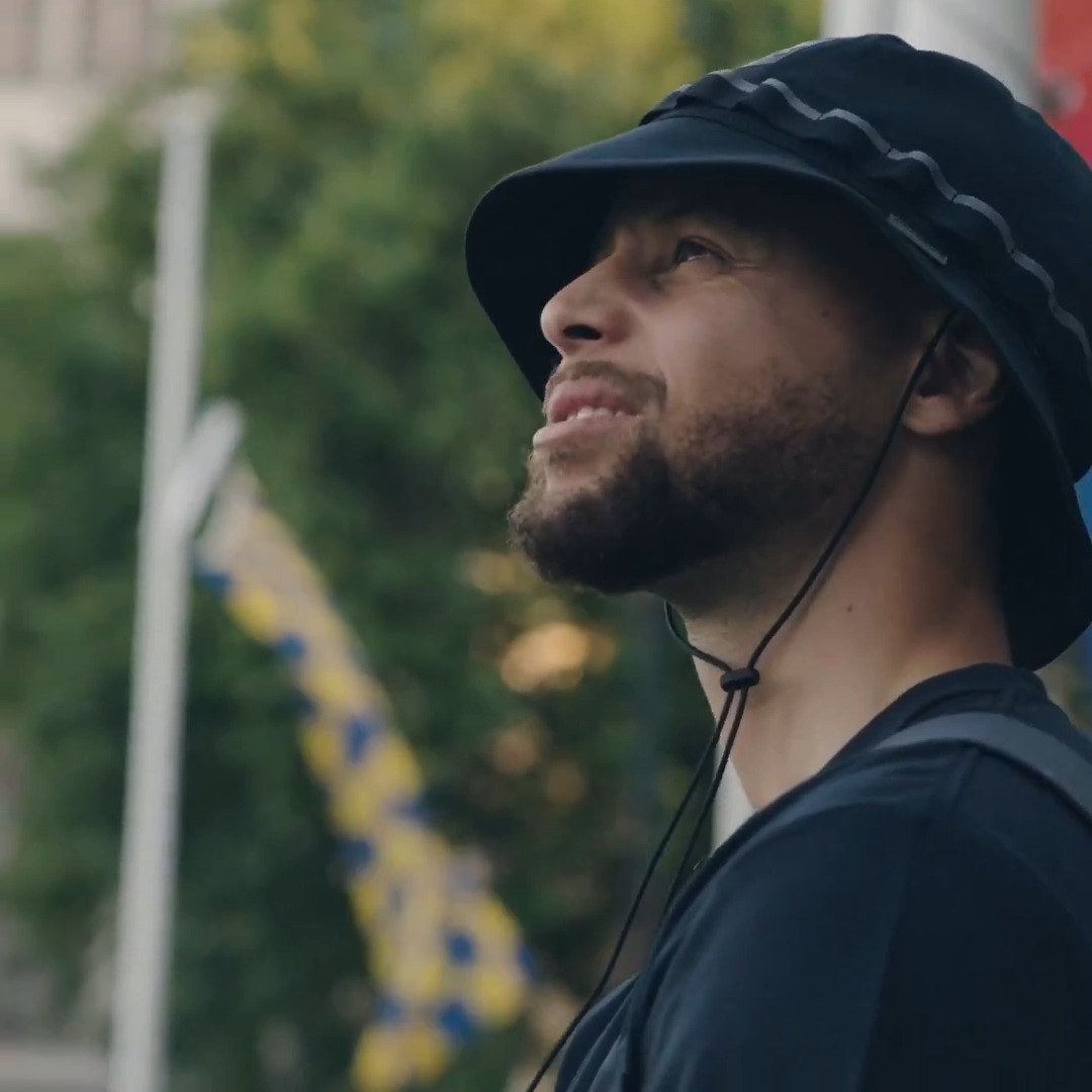 This time last year, Stephen was touring the streets of London 🎡