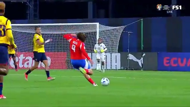 Another look at that absolute beauty from Sonya Keefe for Chile 🇨🇱🔥