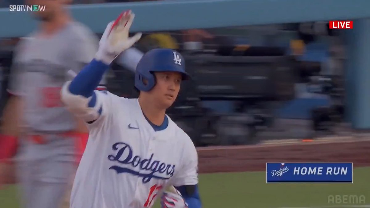 [速報]大谷翔平 3試合連続ホームラン🔥 ／ リアル二刀流デーに バックスクリーンに突き刺さる 今季35号2ランHRとなる逆転弾!! ＼ 🇺🇸MLB2025 🆚ドジャース × ツインズ 📺アベマで無料生中継 ◤7/16-24はアベマ夏の野球祭 働くあなたも平日は毎日 アベマでMLBを見よう ◢ SPOTVNOW