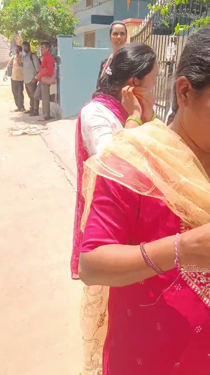 No restrictions to Muslims wearing full burqa but look at Hindu Women… Yesterday in Hyderabad exams held for NIT &amp; this happened. #AntiHindu